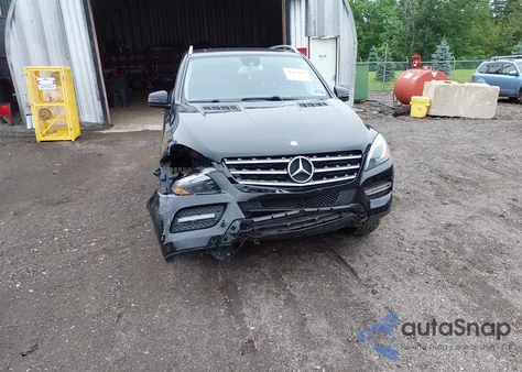 2013 Mercedes-Benz Ml 350 4Matic z USA, uszkodzony, nr VIN 4JGDA5HB7DA218451